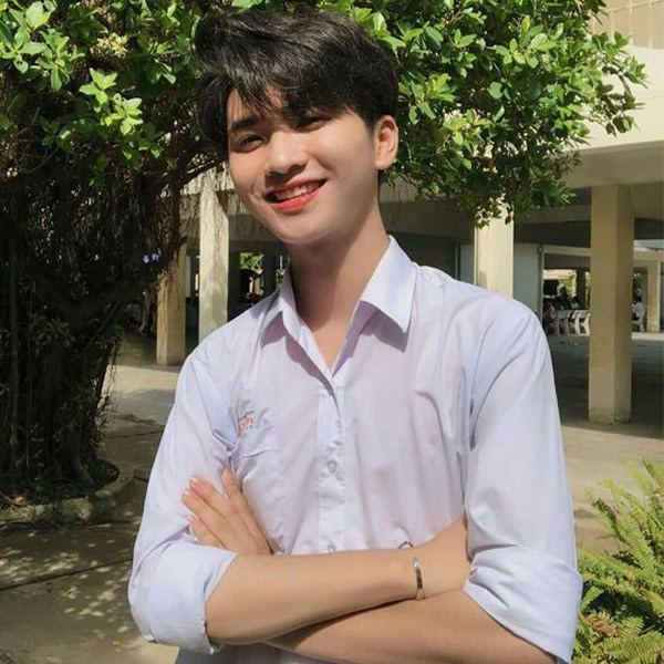 Tạo dáng chụp kỷ yếu nam hình 11