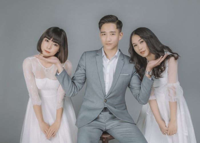 Bức ảnh tốt nghiệp với ý tưởng thời trang thanh lịch 