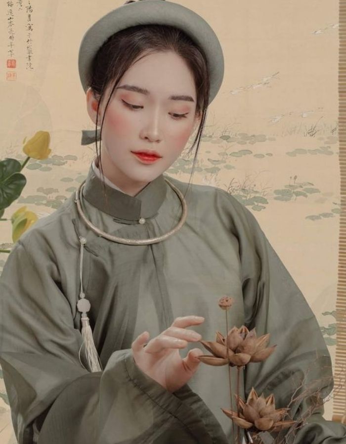 Bộ lễ phục được nhiều bạn trẻ lựa chọn làm trang phục chụp ảnh kỷ yếu