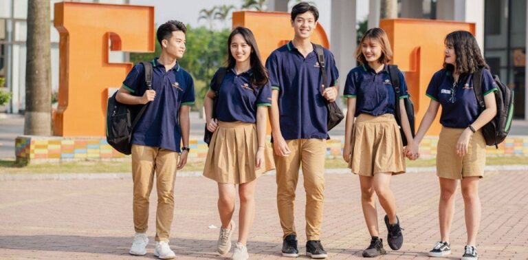 Dàn ý thuyết minh về đồng phục học sinh, 3 bài viết mẫu hay nhất