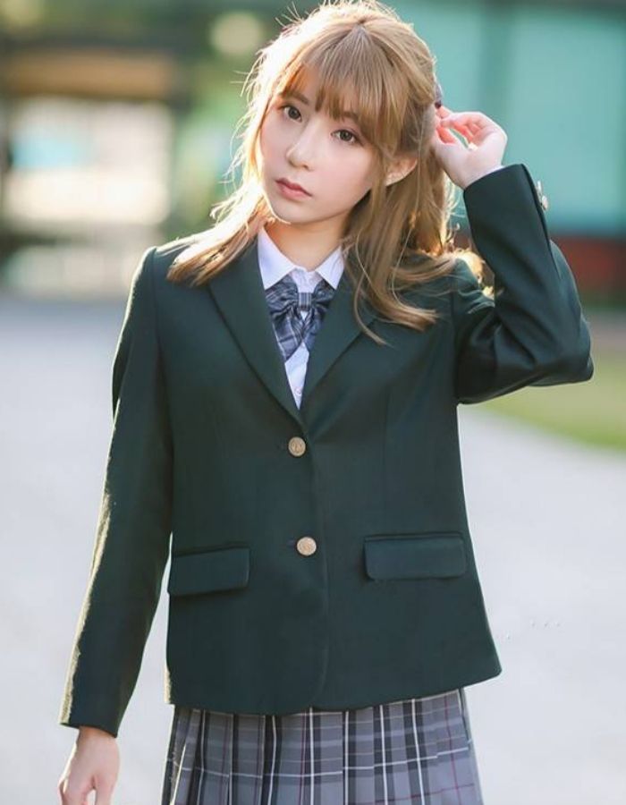 Mẫu đồng phục blazer được nhiều trường học tại Nhật sử dụng