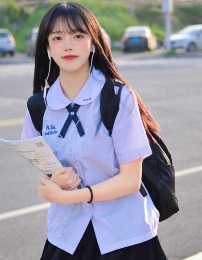 Mẫu đồng phục dành cho học sinh nữ xứ chùa vàng
