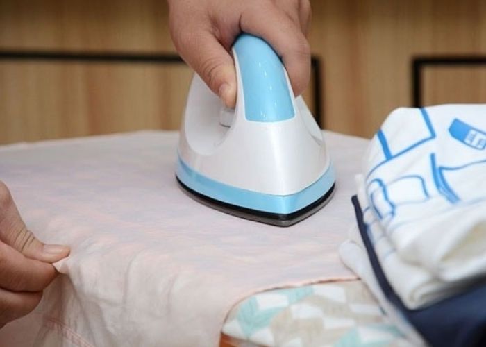 Những lưu ý khi làm phẳng để áo bền đẹp theo thời gian