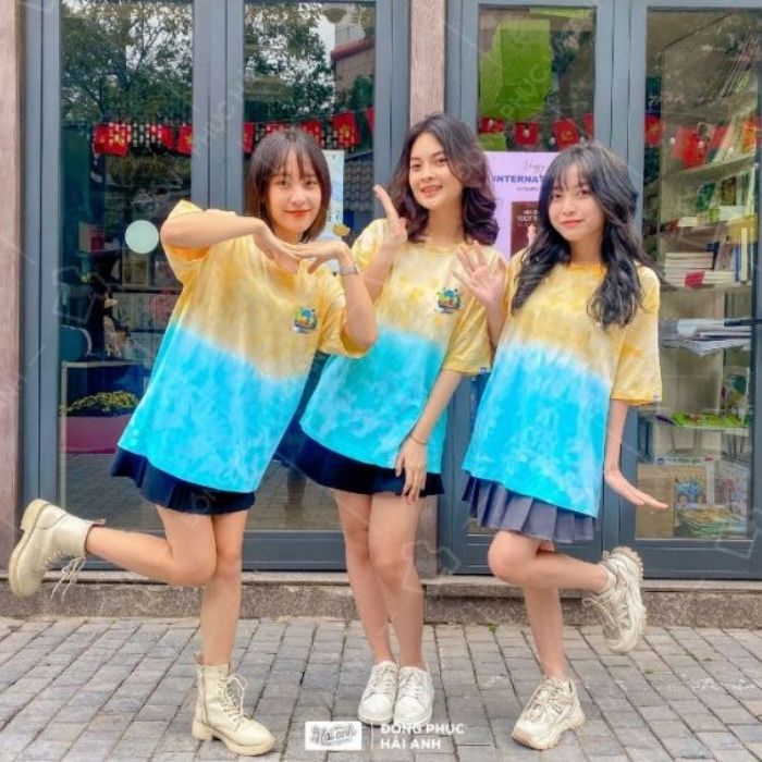 Trang phục áo lớp Ombre mang phong cách thiết kế năng động
