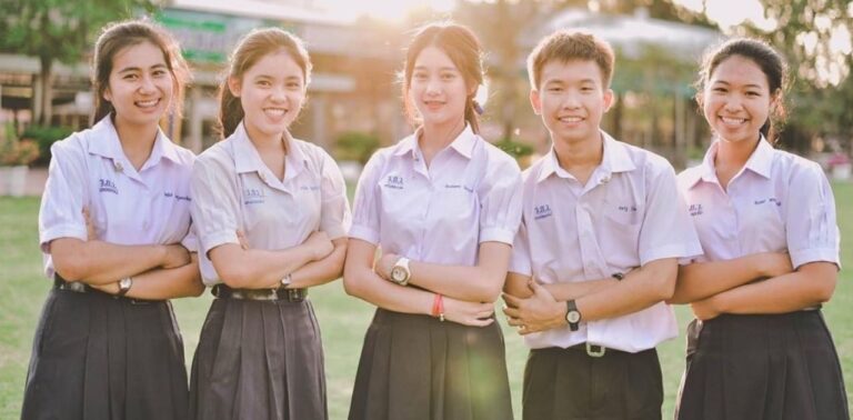 Địa chỉ mua đồng phục học sinh Thái Lan giá siêu hấp dẫn, chất lượng cao