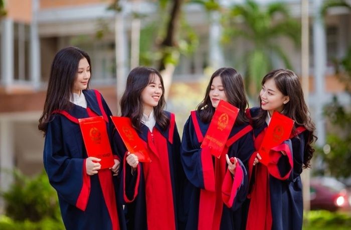 Xưởng may áo cử nhân UniWorld chất lượng hàng đầu