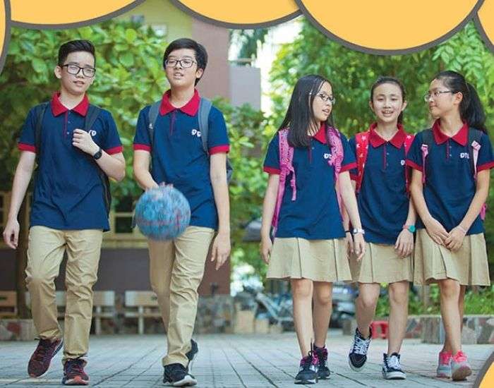 Học sinh trường Đoàn Thị Điểm tự tin khi mặc đồng phục đến trường