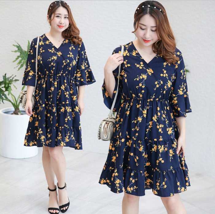 Váy midi họa tiết hoa giúp giấu dáng hiệu quả