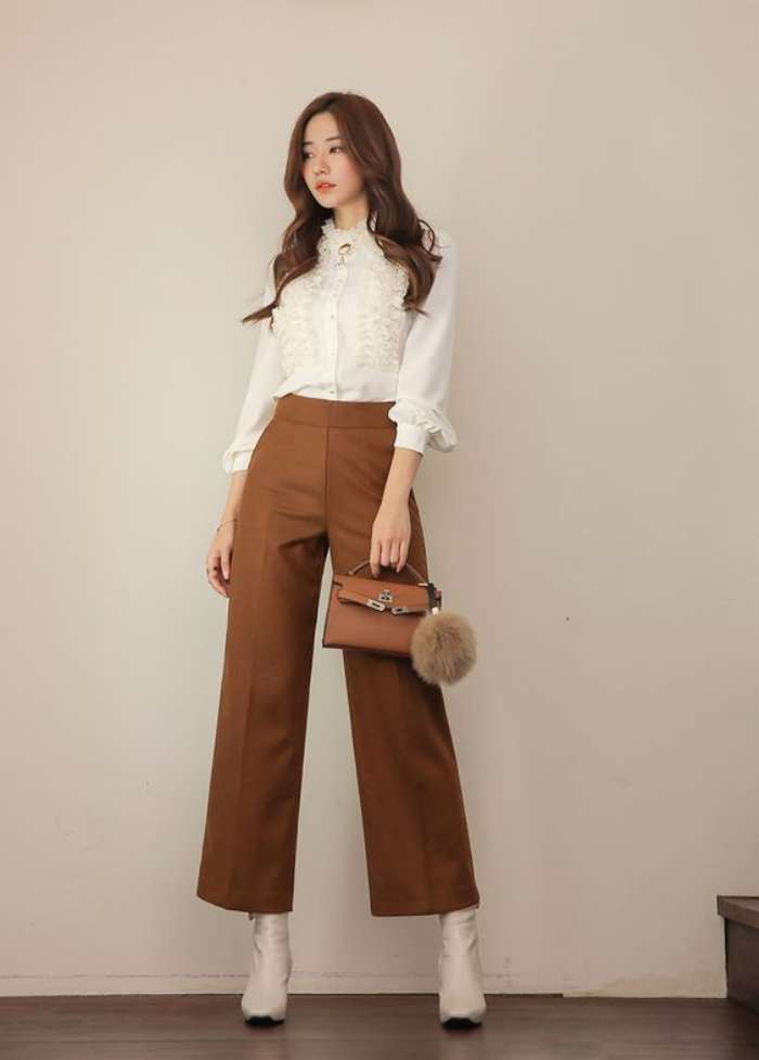 Đi picnic phối quần culottes cùng sơ mi trắng nhẹ nhàng