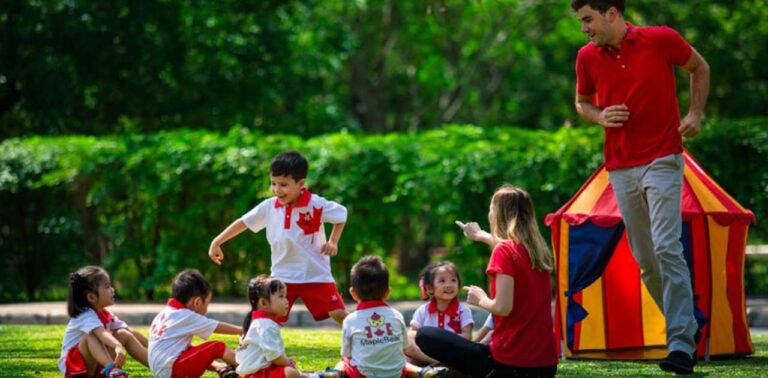 99+ Mẫu đồng phục học sinh mầm non thiết kế đẹp, dễ thương