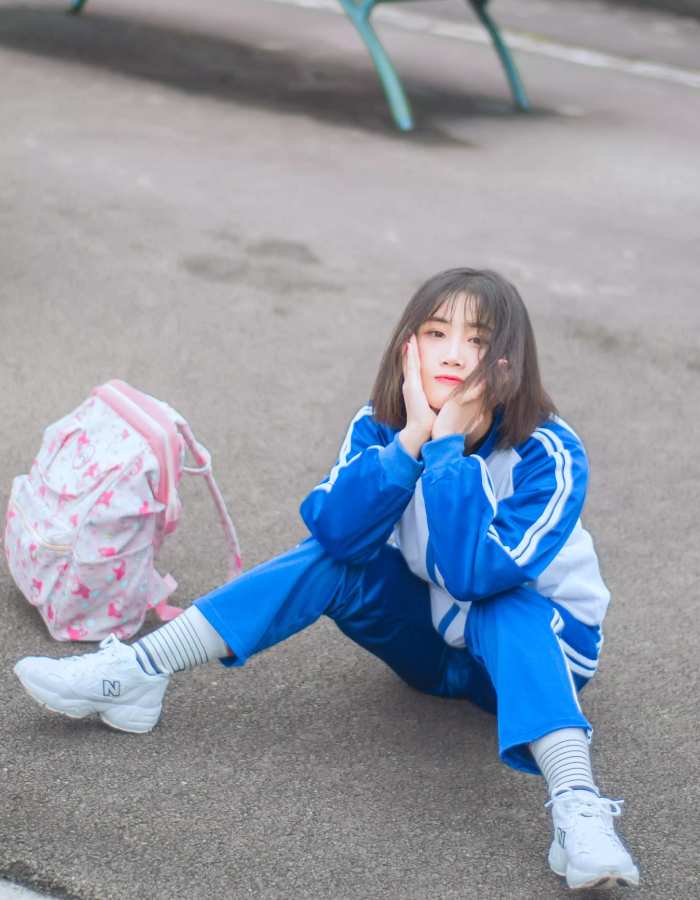 Trang phục thể thao tại Trung Quốc thường sử dụng màu xanh va trắng
