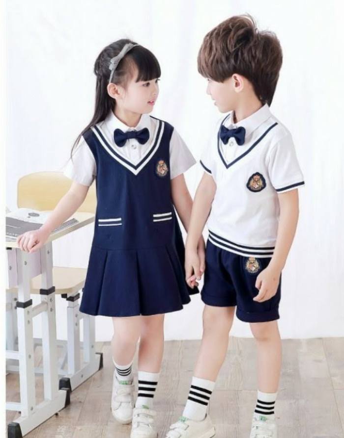 Thời trang Uniworld với thiết kế đa dạng kiểu dáng, màu sắc sản phẩm