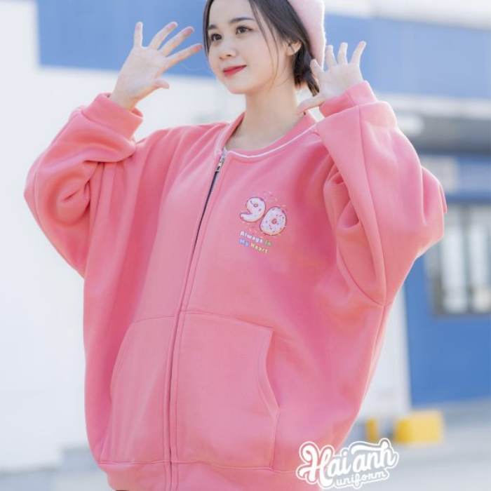 Áo khoác bomber tông màu hồng cá tính