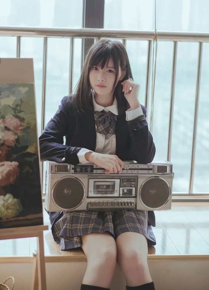 Trang phục áo Blazer kết hợp cùng chân váy