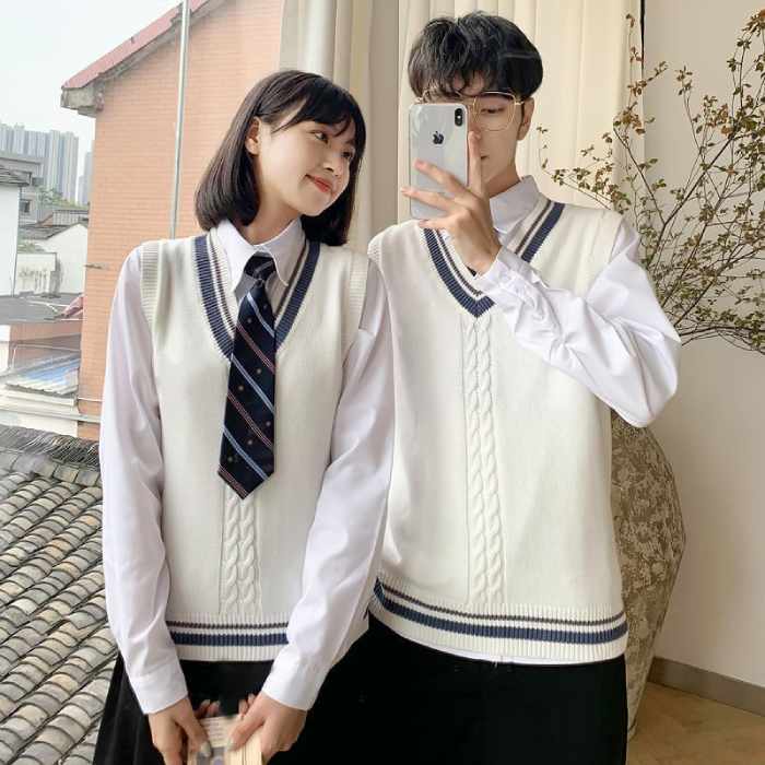 Sự kết hợp giữa áo sơ mi trắng và quần tây