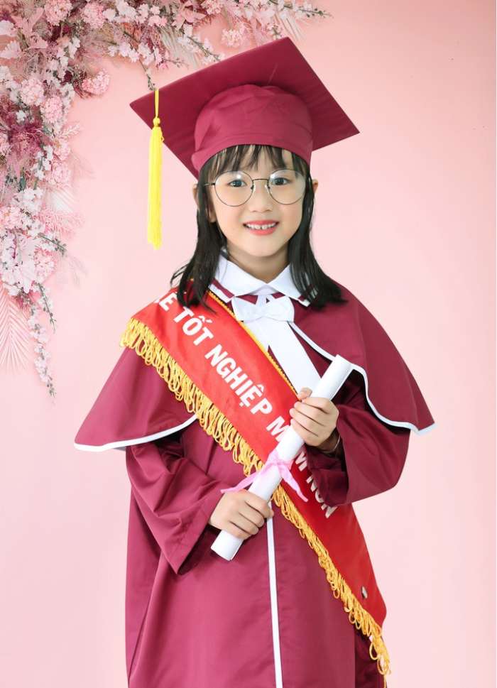 Những bộ trang phục có nhiều màu sắc sẽ có giá cao hơn bình thường