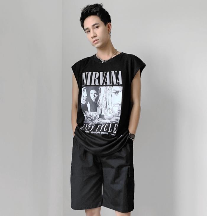 Diện đồ ngày hè với áo tanktop và quần short