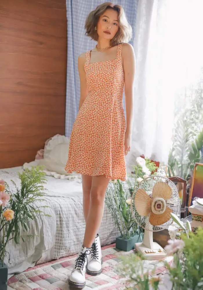 Váy hai dây chuẩn vibe dành cho mùa hè