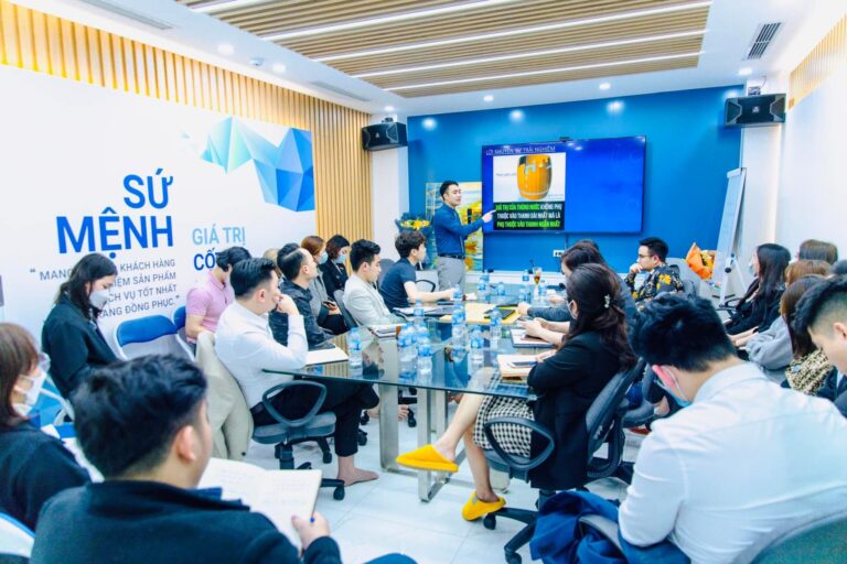 TUYỂN DỤNG VỊ TRÍ CONTENT FACEBOOK
