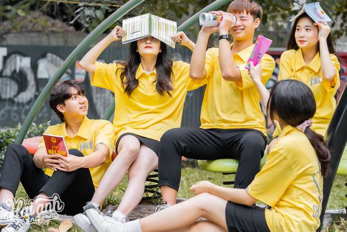 Gam màu trẻ trung được nhiều tập thể lớp yêu thích