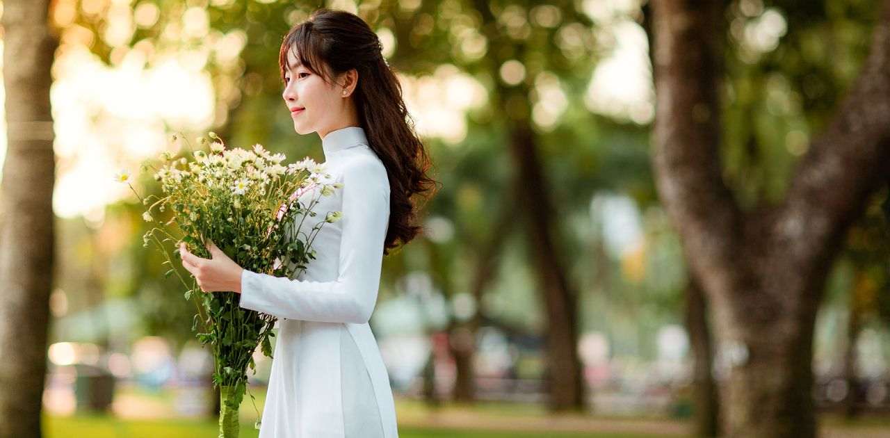 11 Bí quyết mặc áo dài đẹp ngày khai giảng năm học mới