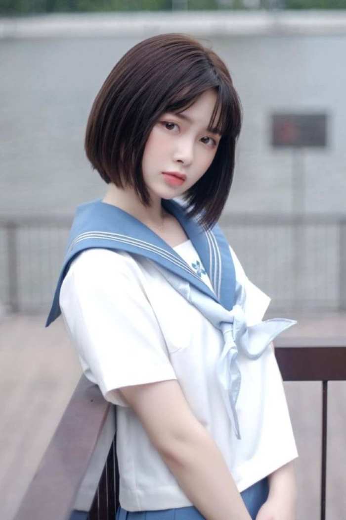 Bộ đồ nữ sinh mang kiểu dáng thủy thủ đầy mới lạ