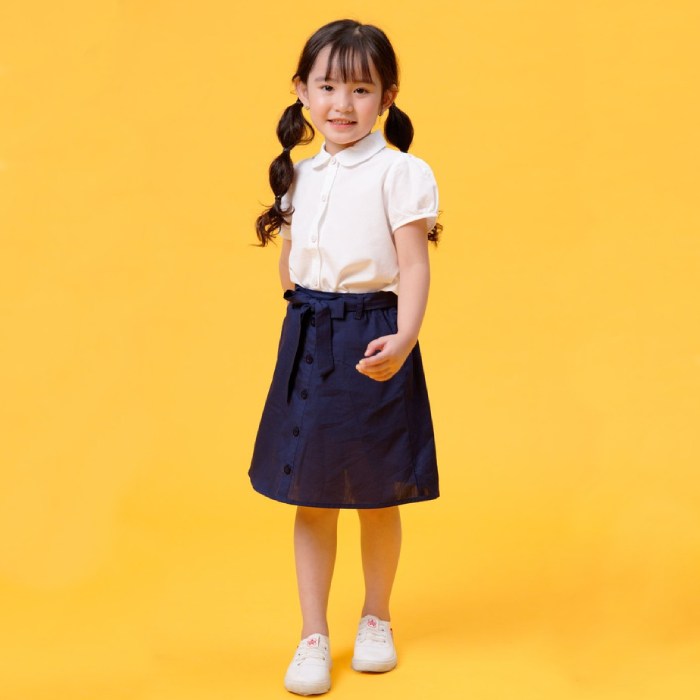 Khi chọn size trang phục cần lưu ý về cân nặng, chiều cao