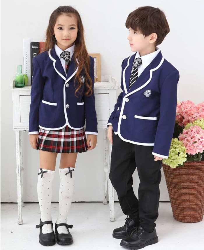 Mẫu áo vest tiểu học may bằng chất liệu vải cotton cao cấp