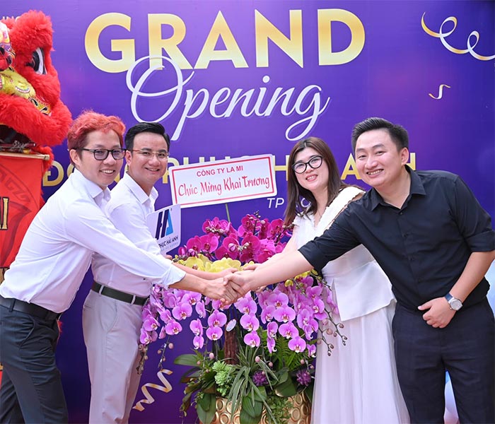Hải Anh vinh dự đón tiếp các đối tác, khách hàng đến tham dự lễ khai trương cơ sở mới