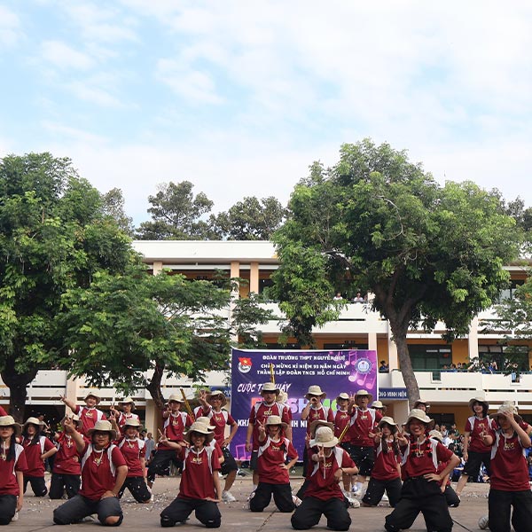 Ngày 26 tháng 3 là ngày gì hình 10