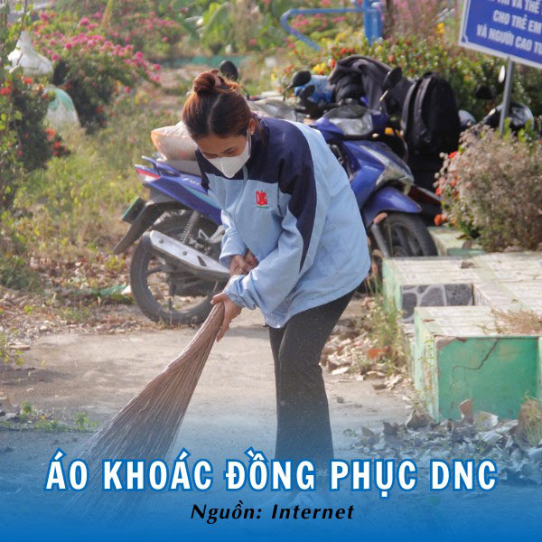 Thiết kế áo khoác gió Đại học Nam Cần Thơ trẻ trung, ấn tượng