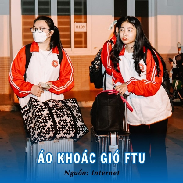 Áo khoác gió đồng phục Ngoại Thương mang nét đẹp thanh lịch