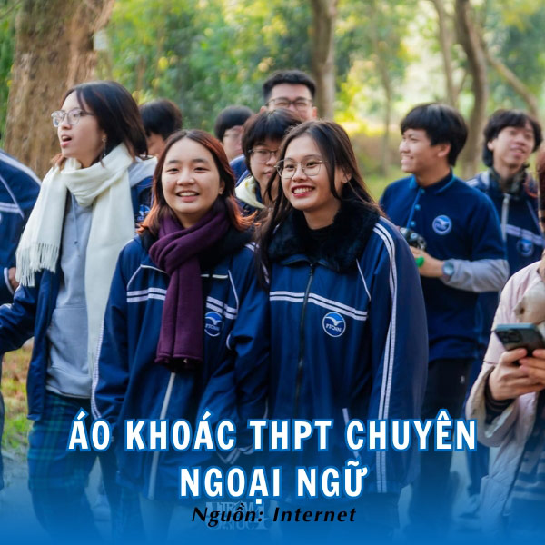 Mẫu áo khoác gió Chuyên ngoại ngữ tiện dụng, năng động