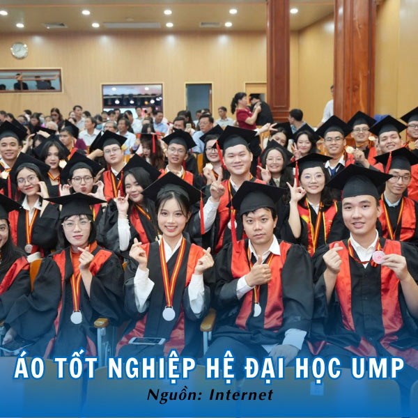 Lễ phục tốt nghiệp dành cho hệ đại học UMP lịch sự, nhã nhặn