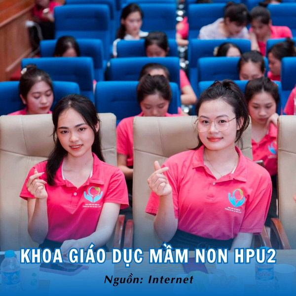 Thiết kế áo thun polo đồng phục Khoa Giáo Dục Mầm Non HPU2 màu hồng bắt mắt