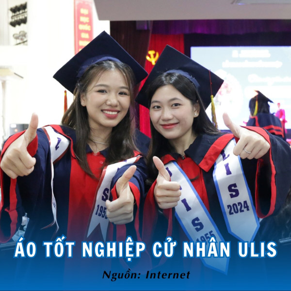 Áo tốt nghiệp cử nhân ULIS ấn tượng 