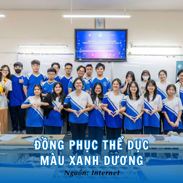 Đồng phục thể dục khối 12 màu xanh dương trẻ trung