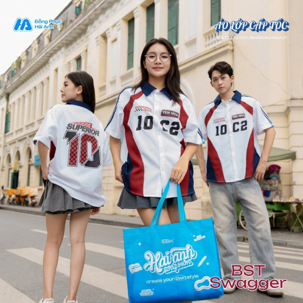 Áo đồng phục lớp Swagger màu trắng phá cách