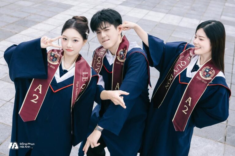 [Fili.vn] Sash Kỷ Yếu – Dấu Chấm Lặng Dịu Dàng Của Một Thời Áo Trắng
