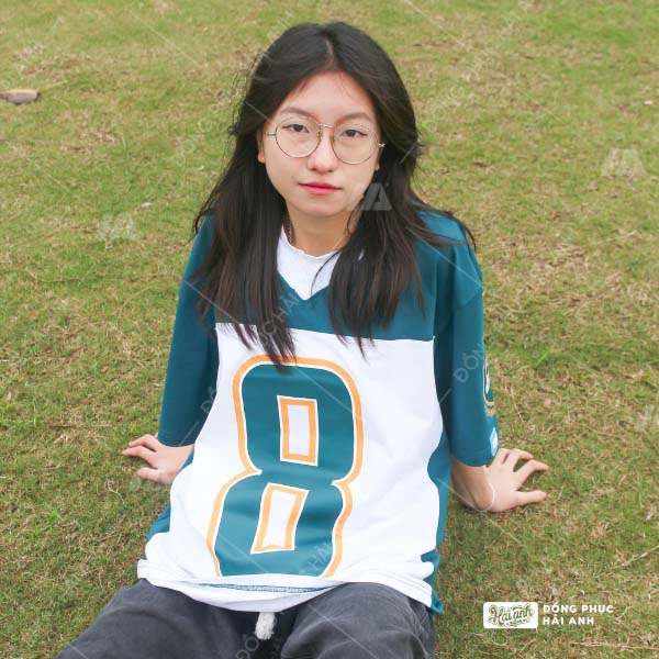Mẫu Áo Lớp Polo Oversize Iconic Màu Trắng Phối Retro - ảnh 2