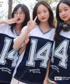 Mẫu Áo Đồng Phục Lớp Oversize Iconic Màu Xanh Đen Phối Trắng