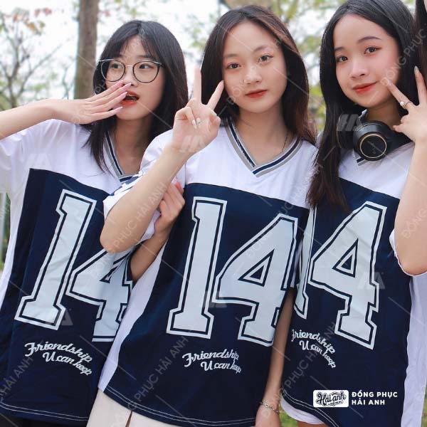 Mẫu Áo Đồng Phục Lớp Oversize Iconic Màu Xanh Đen Phối Trắng