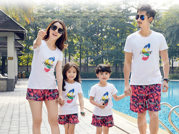Mẫu áo gia đình 4 người family LOVE đẹp