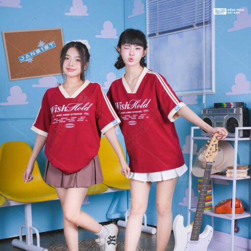 Áo Lớp Oversize Cổ Tim Starling Màu Đỏ Đô
