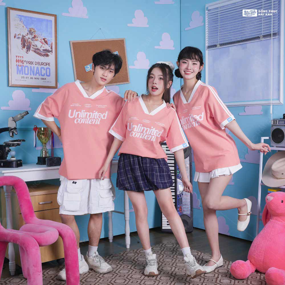 Màu lòng tôm ấm áp kết hợp viền trắng tinh tế, hài hòa