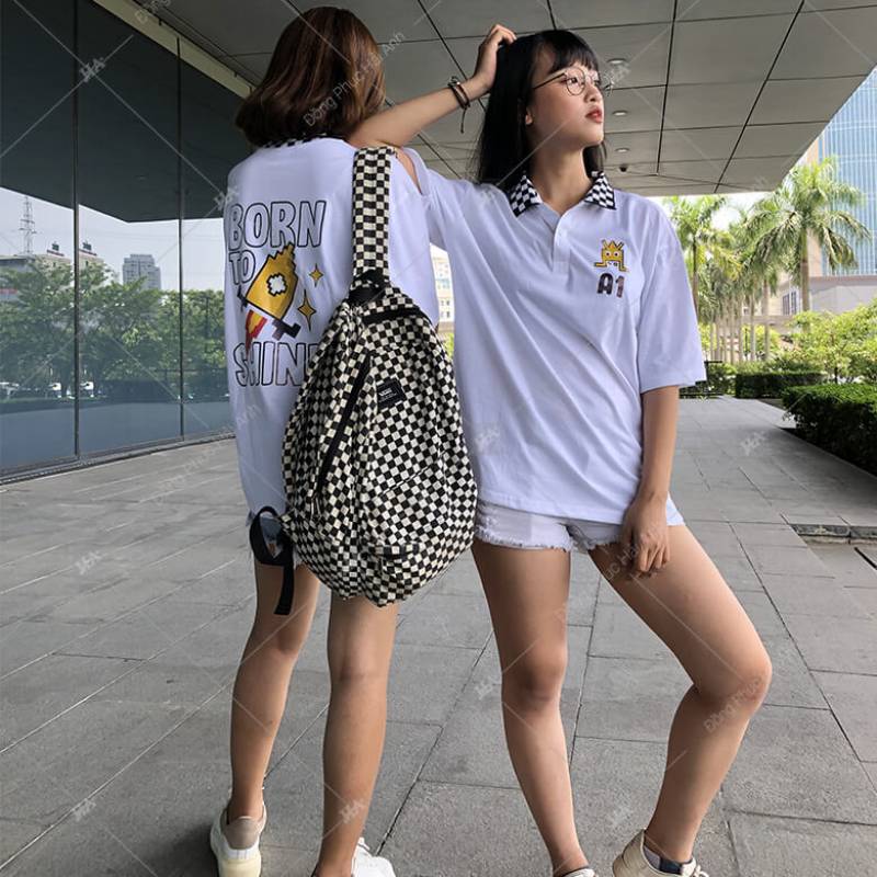 Áo lớp caro thiết kể đơn giản với điểm nhấn độc đáo sở cổ