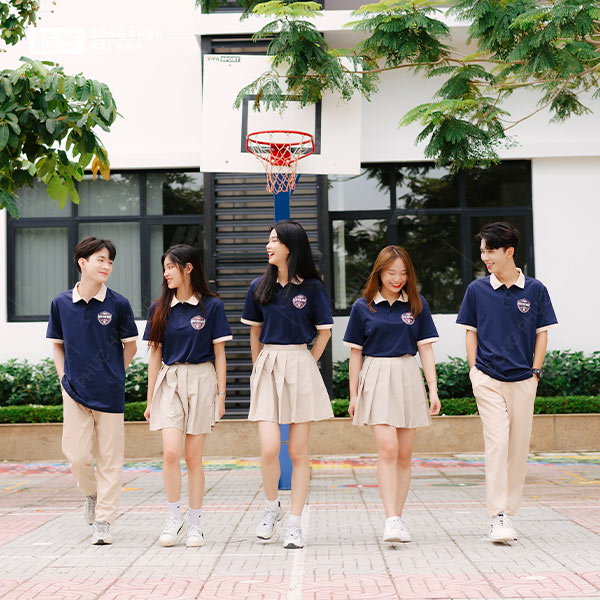 Áo lớp Besties phối xanh đen và kem cheese hiện đại, thanh lịch
