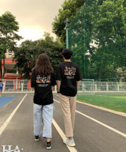 Mẫu Áo Lớp Oversize Cổ Tròn Màu Đen - ảnh 2