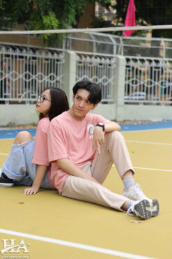 Mẫu Áo Lớp Oversize Cổ Tròn Màu Hồng Lòng Tôm A12 - ảnh 3