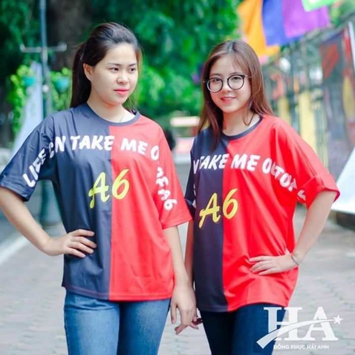 Mẫu áo lớp FlyZ màu xanh đỏ nổi bật